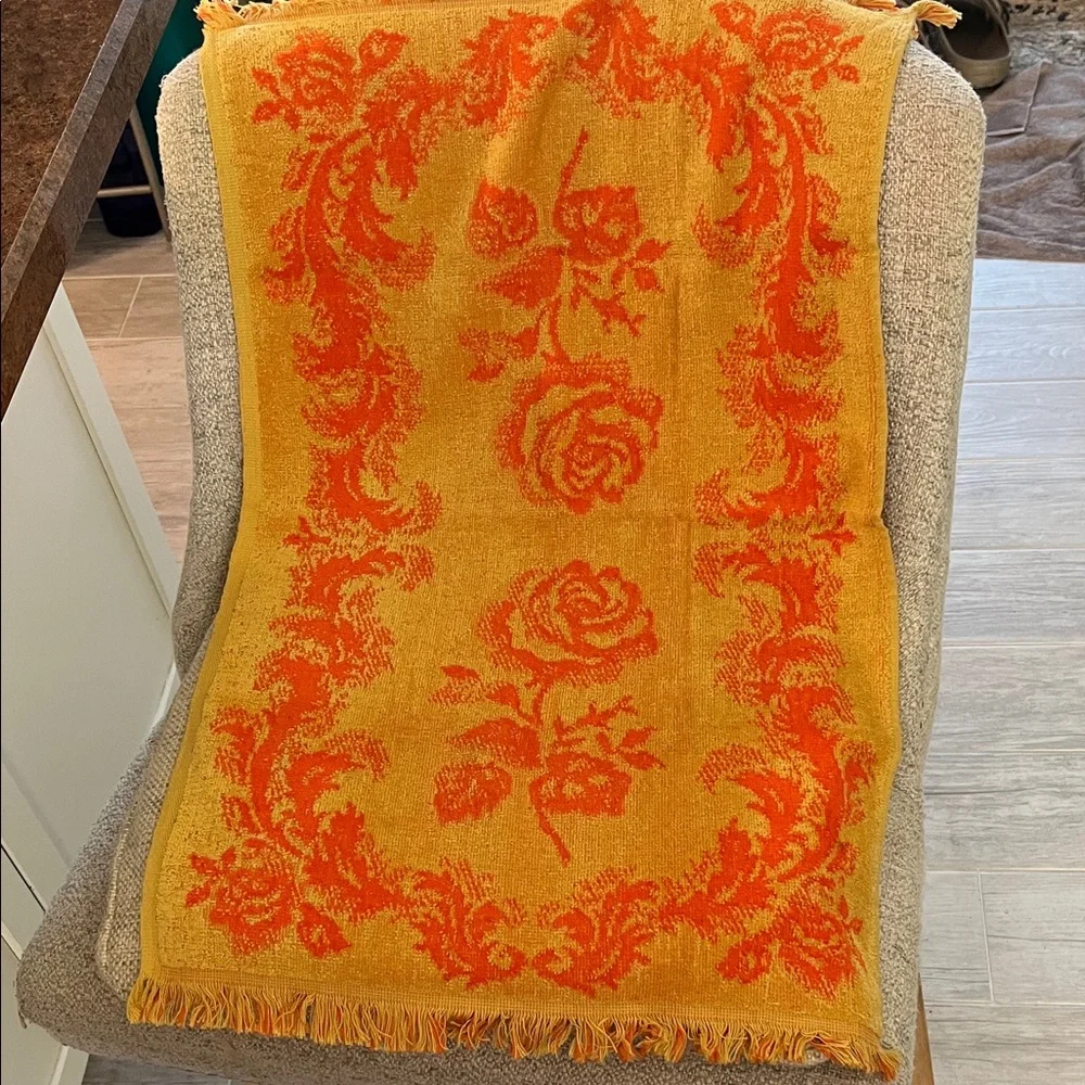 VTG Grants Fashion for the Home hand towel 100%cotton orange yellow rose fringe